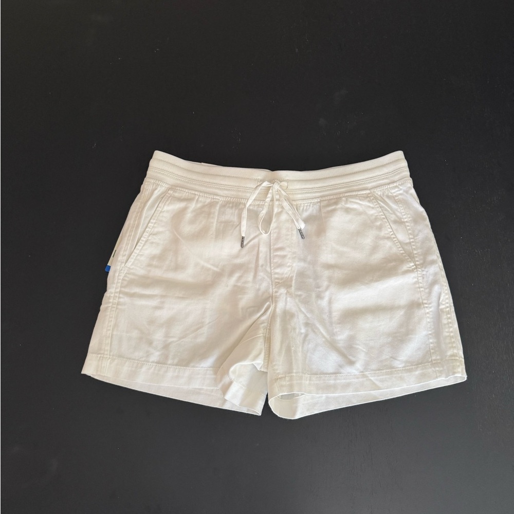 Orvis White Cargo Shorts Relaxed Fit